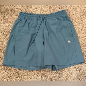 Men’s Quiksilver Dry Flight Shorts size medium